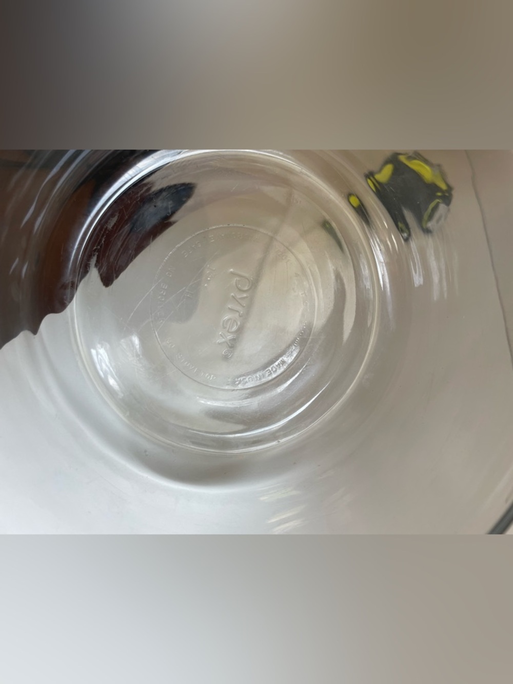 Glass Pyrex Bowl - Picture 6 of 10